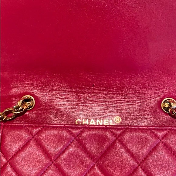 Authentic Chanel bag - Picture 11 of 15
